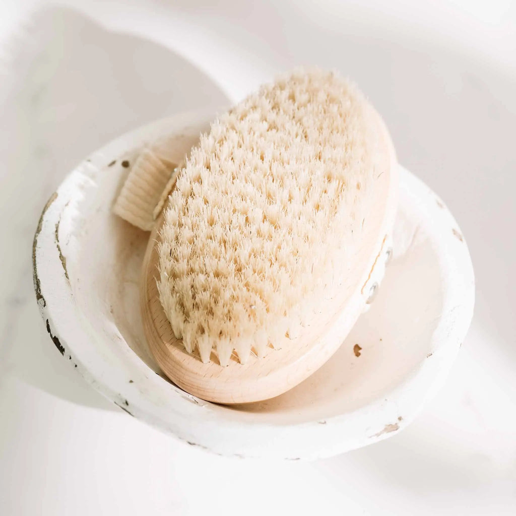 Dry Body Brush Pretty farm girl