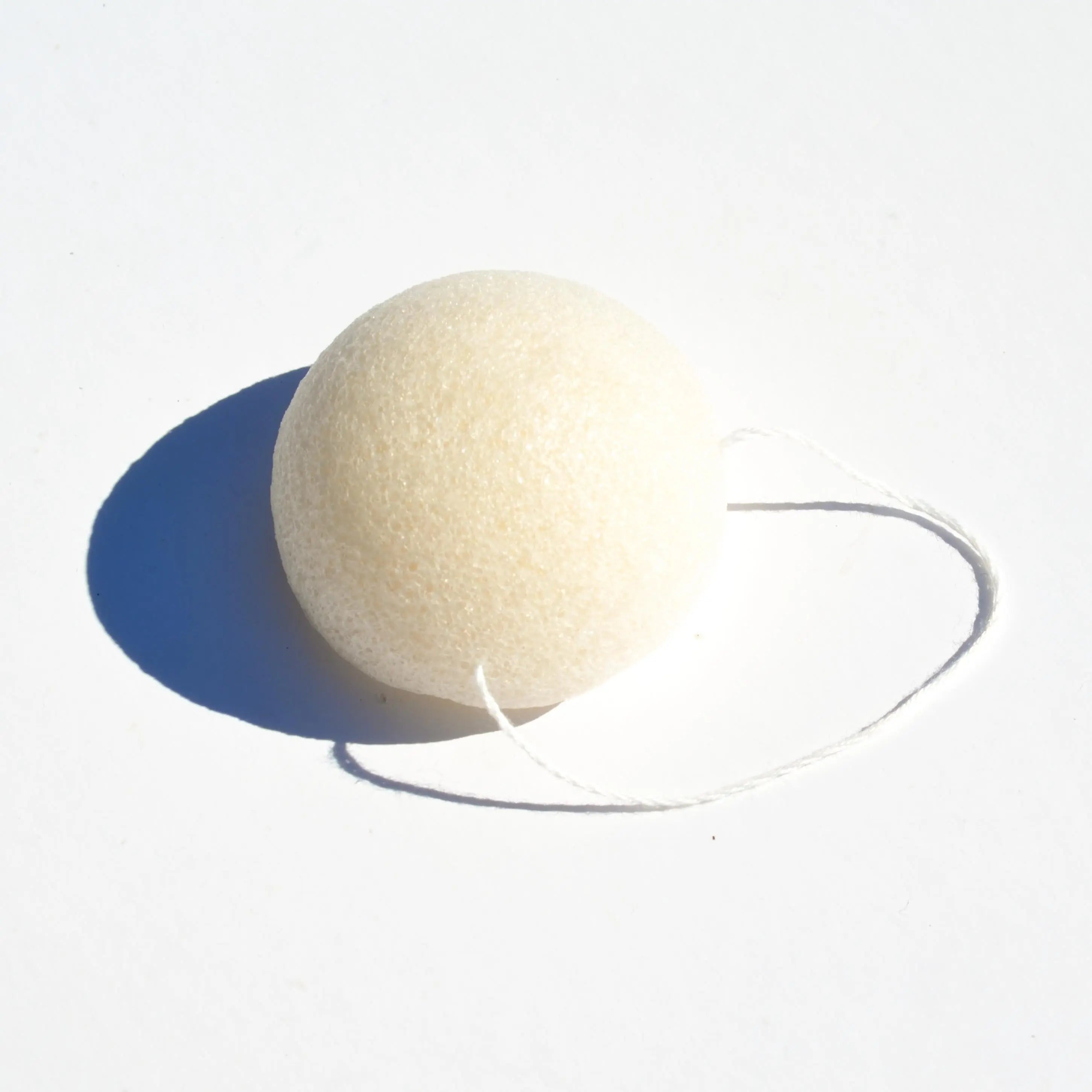 konjac face sponge Pretty farm girl