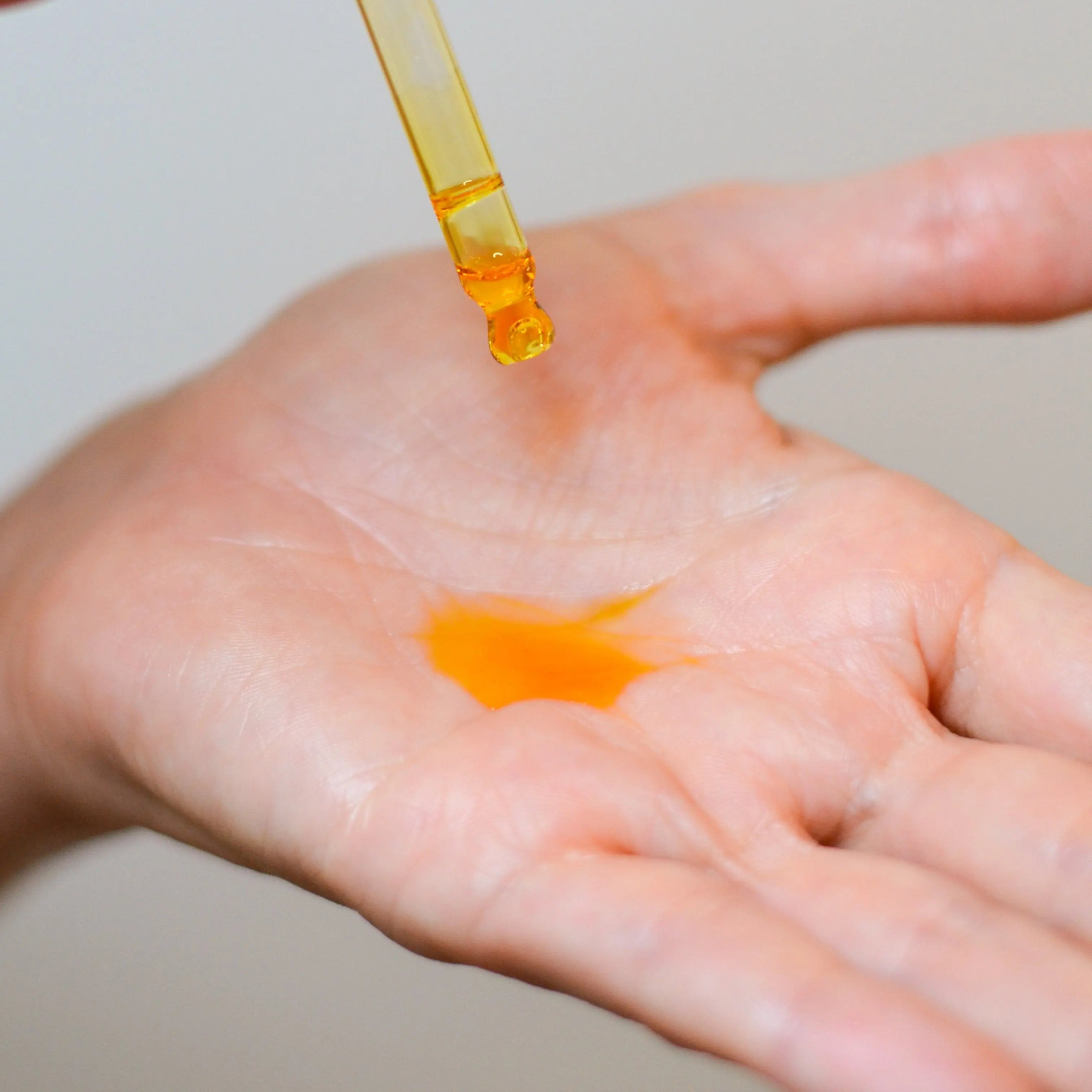 Pomegranate Glow Natural Skin Protecting Serum Pretty farm girl